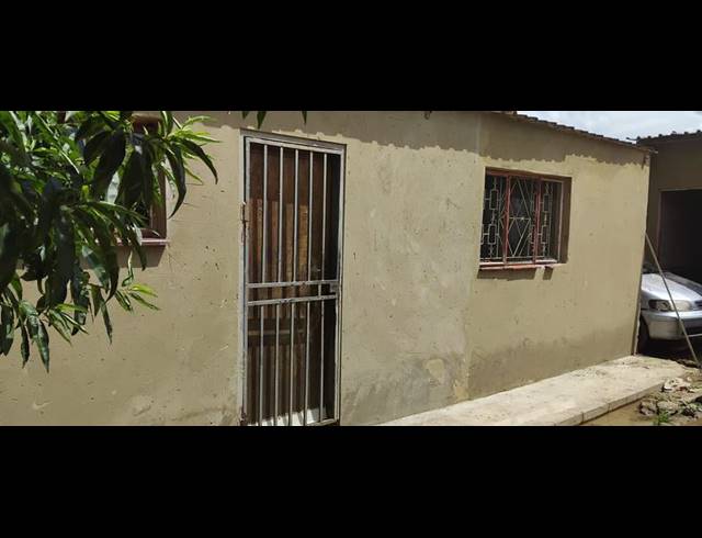 7 BEDROOM HOUSE FOR SALE IN TEMONG